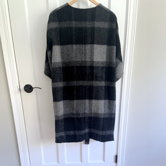 Plaid Wool/Mohair/Alpaca Poncho - Picture 3 of 9